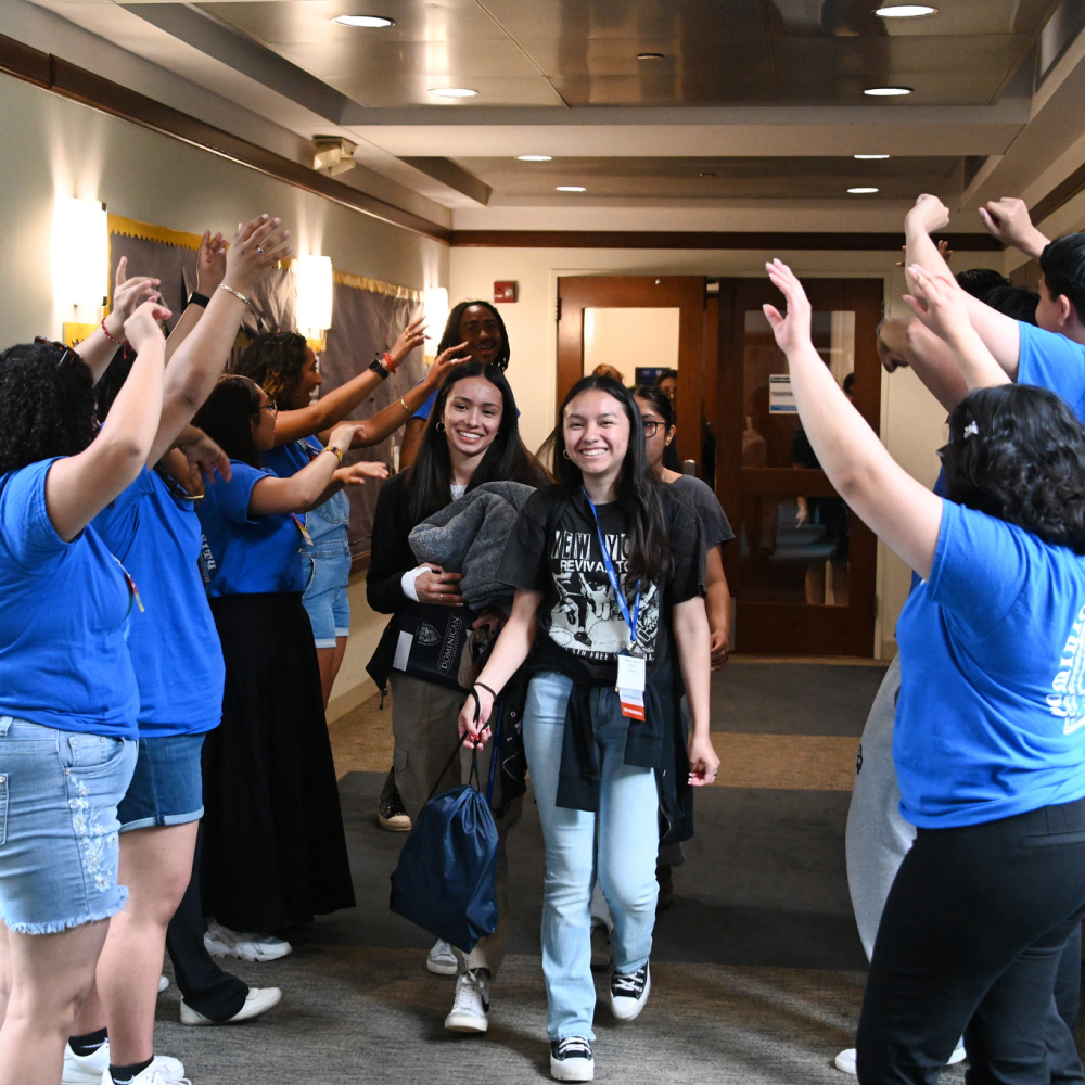 Students greeting new students during SOAR